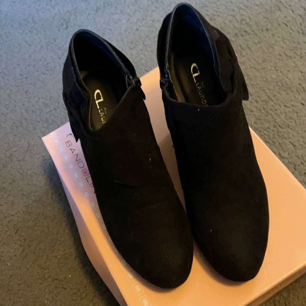 Black suede boots tie like bow on side